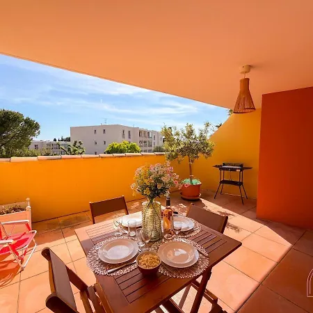 Spacieux T3 Avec Terrasse Et Parking A Sanary-sur-Mer